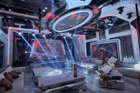 菏泽夜场招聘模特兼职日结，这个团队氛围好归属感强